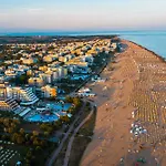 With Pool In 53920 * Bibione