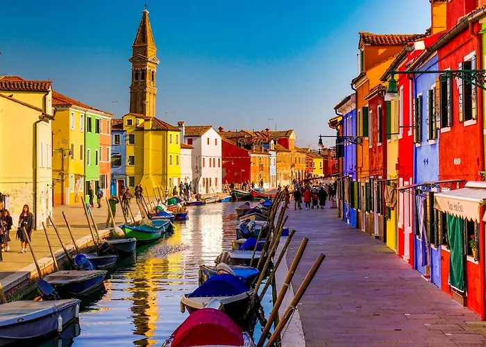 Apartment With Pool In 53920 *