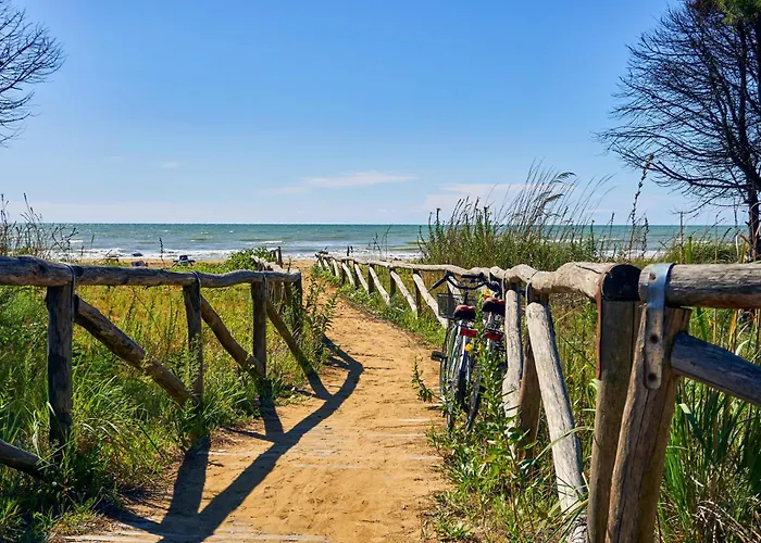 With Pool In 53920 Appartamento Bibione